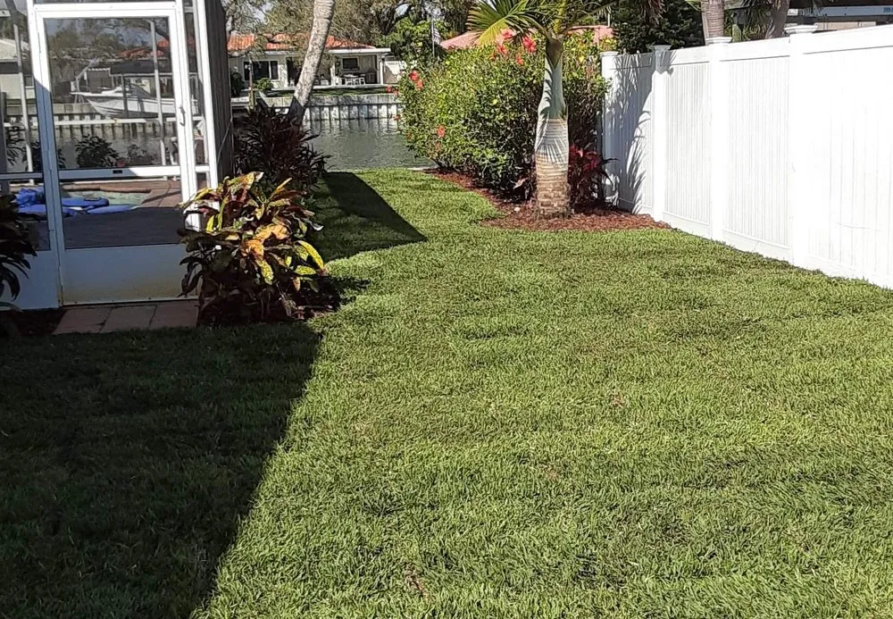 Professional residential landscaping experts serving Tampa Bay, FL - Lipert Family Landscapes