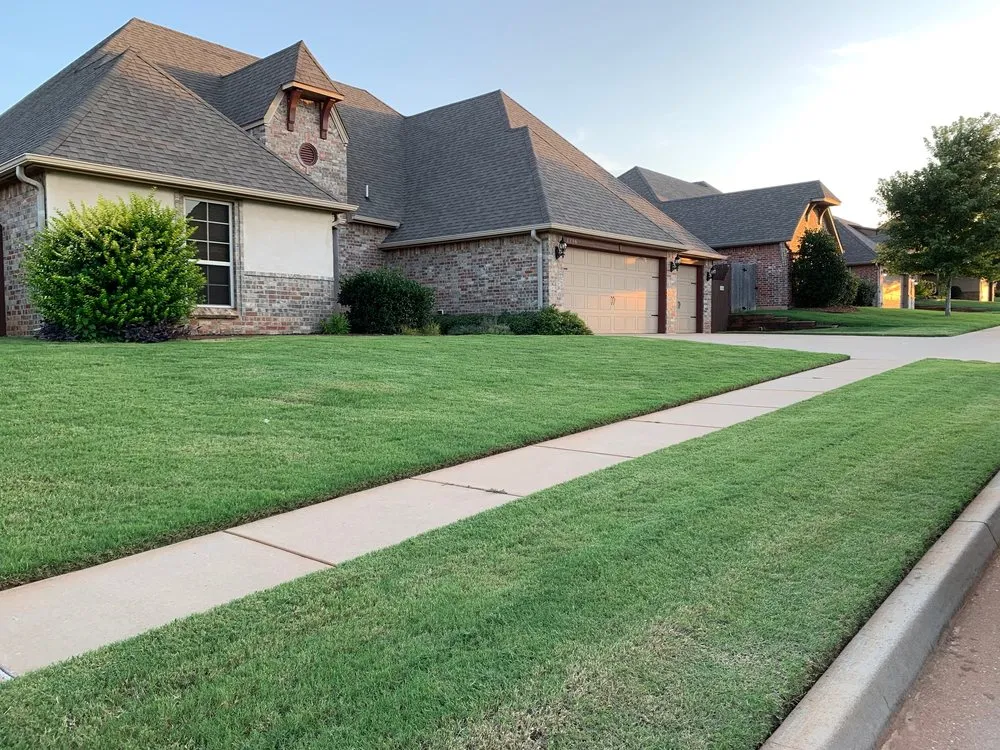 Reliable landscape design in Edmond, OK - Lipscomb Mowing
