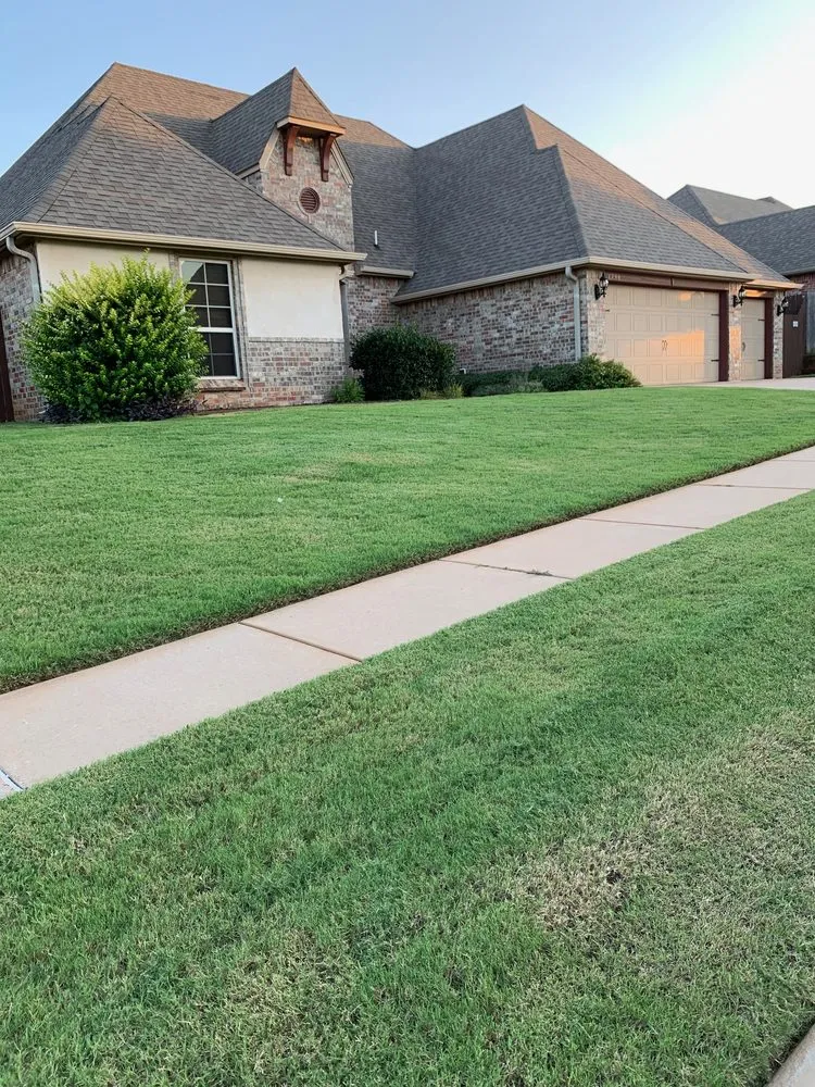 Reliable garden landscaping in Edmond, OK - Lipscomb Mowing