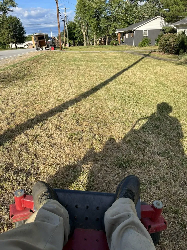 Top-rated landscape installation experts serving Powdersville, SC - Lipsey’s Lawn Service