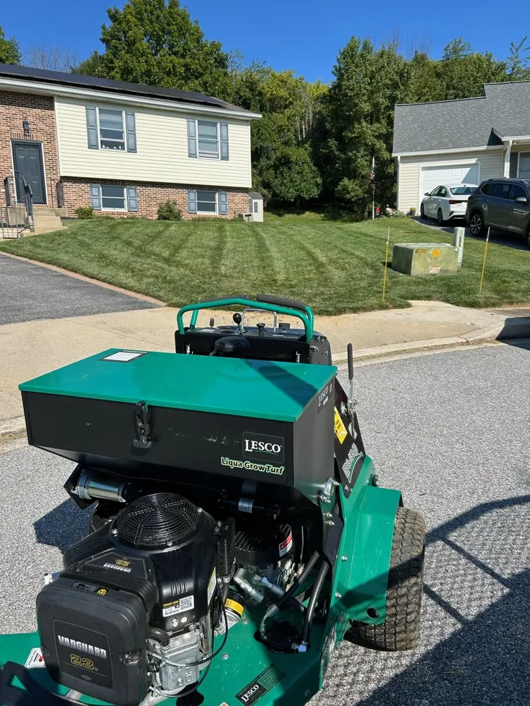 Reliable yard maintenance in Westminster, MD - Liqua-Grow Turf