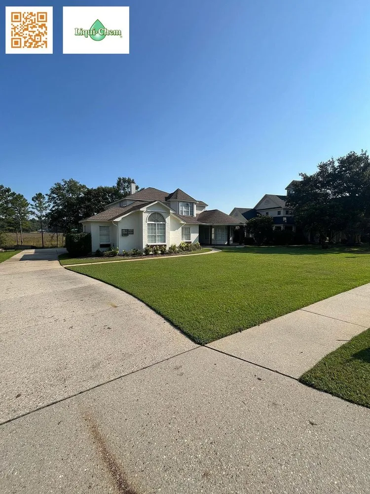 Reliable garden landscaping in Ocean Springs, MS by Liqui-Chem Lawn & Shrub Care