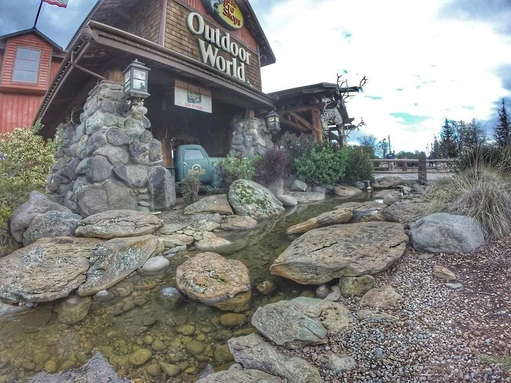 Trusted lawn mowing service experts serving Valley Springs, CA - Liquid FX Pools