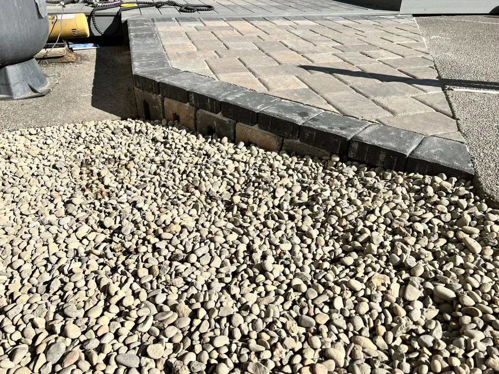 Custom yard maintenance experts serving Medford, OR - Liquid Green Lawn & Landscape Maintenance