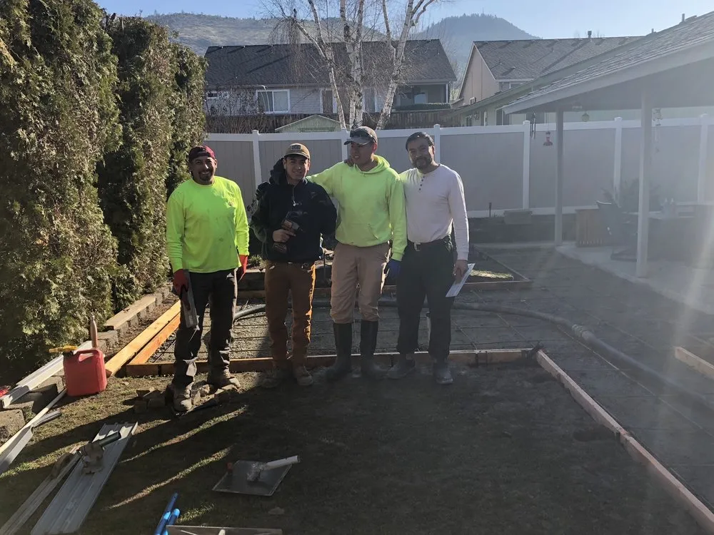 Top-rated landscaping services for year-round maintenance across Fairfield, IL - Liquid Green Lawn Solutions