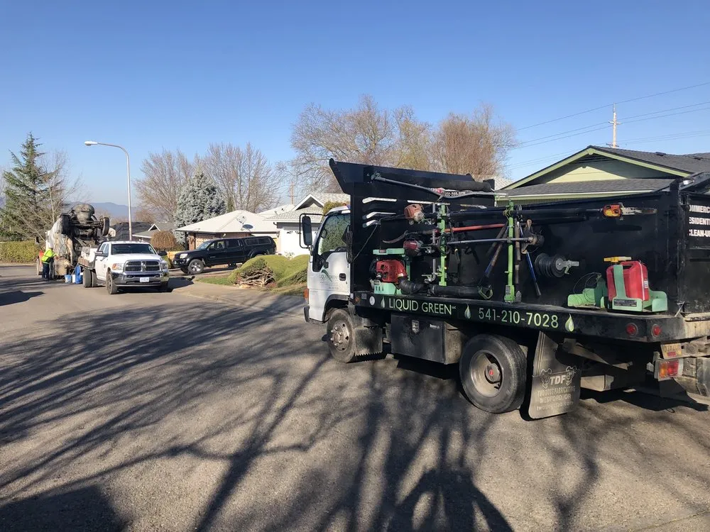 Professional lawn care service near you in Fairfield, IL by Liquid Green Lawn Solutions