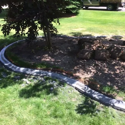 Liquid Landscape and Curbing LLC