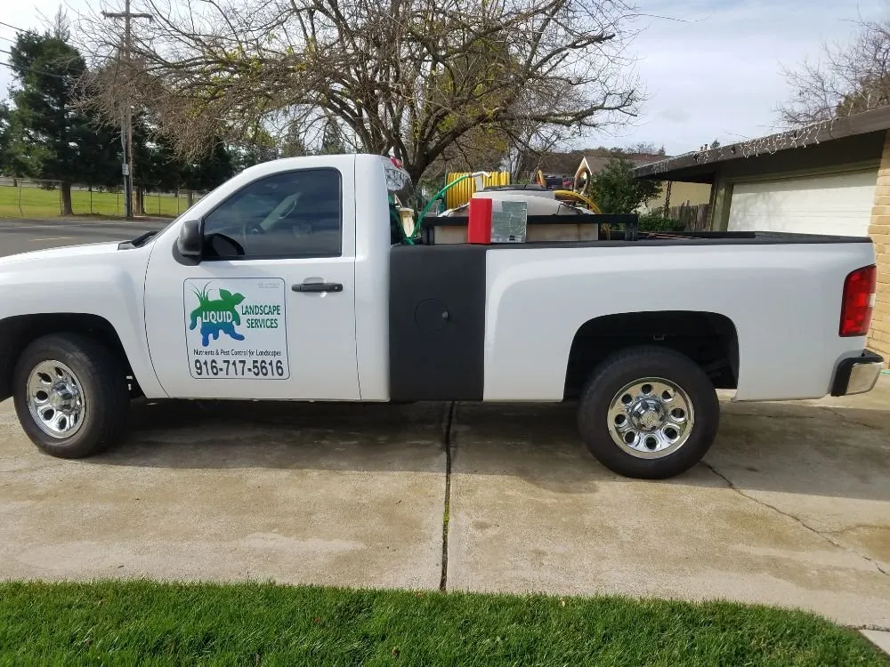 Local landscaping services experts serving Sacramento, CA - Liquid Landscape Services