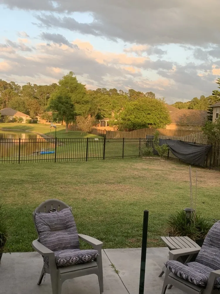 Affordable yard maintenance experts serving Daytona Beach, FL - Liquid Lawn