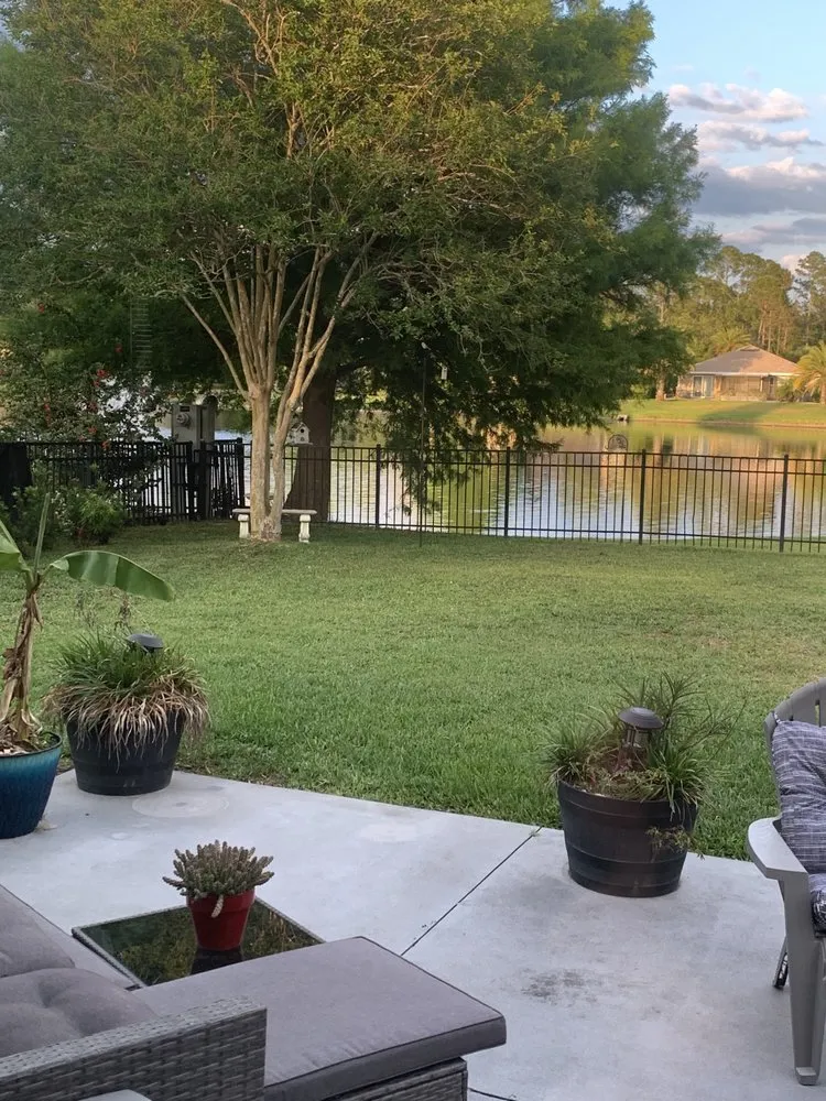 Local yard maintenance with custom design across Daytona Beach, FL - Liquid Lawn