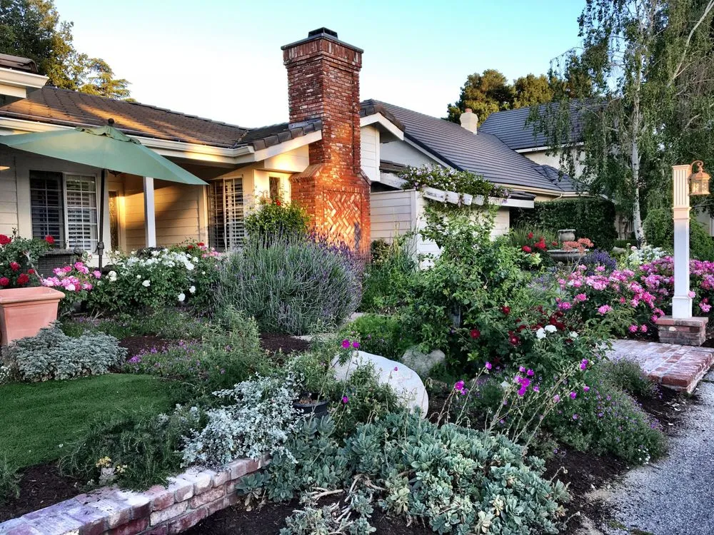 Top-rated landscape installation experts serving Santa Clarita, CA - Lisa Esposito Design