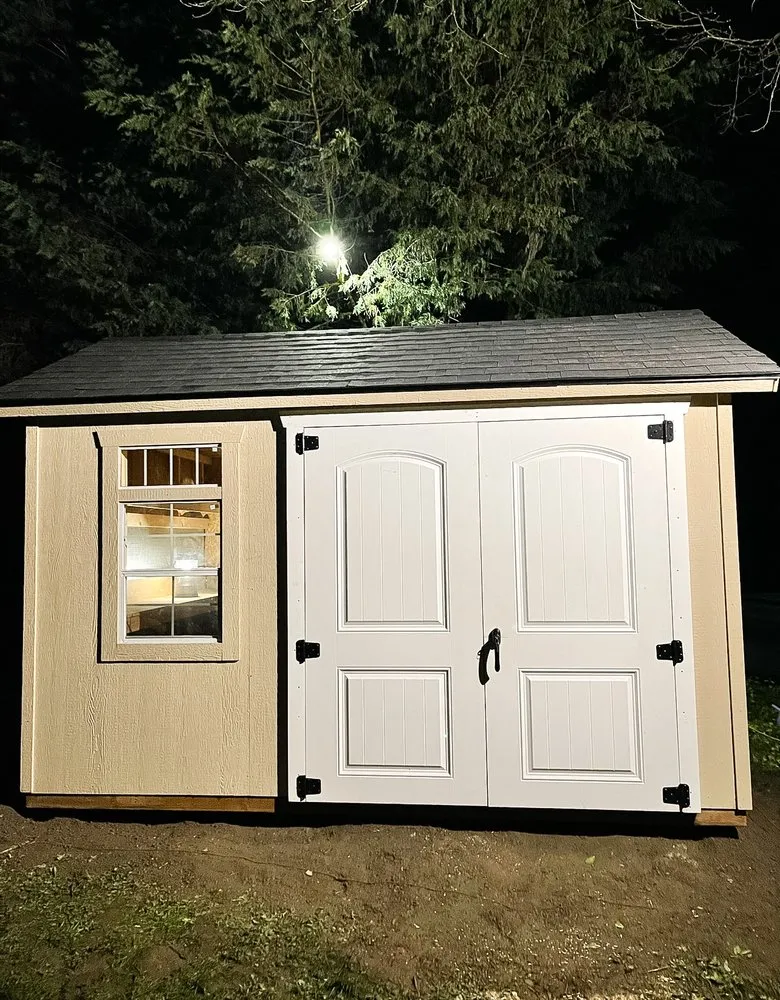 Reliable lawn care service with custom design in Tacoma, WA by Lisa Landscaping & Construction