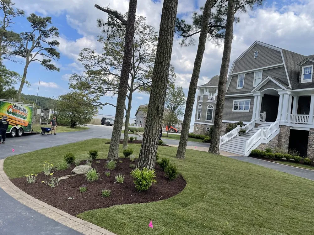 Custom yard cleanup service in Dover, DE by Lish’ Luxury Lawn And Lanscape