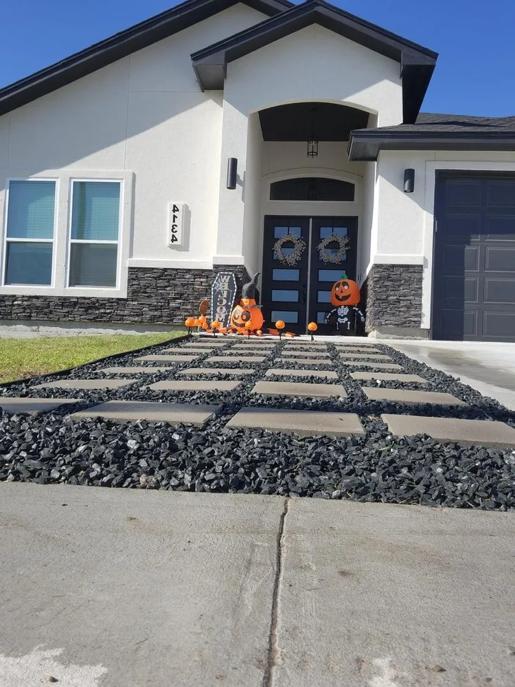 Expert landscape installation in Corpus Christi, TX - Élite Landscaping Services and More