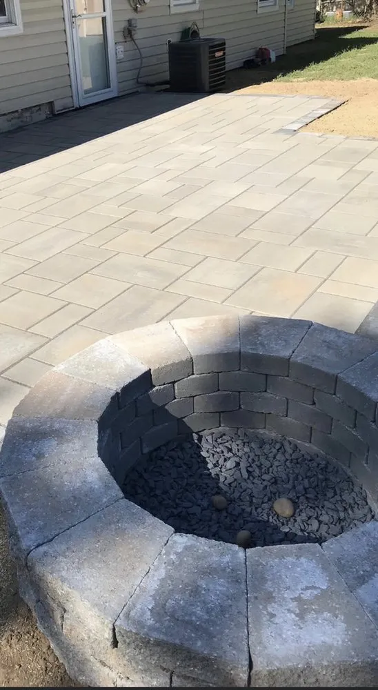 Local lawn mowing service for year-round maintenance across Cibolo, TX - Litescape