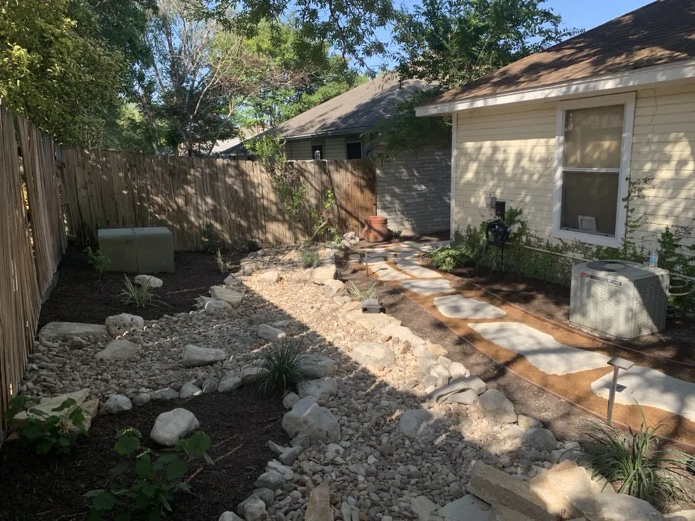 Top-rated garden landscaping in Cibolo, TX by Litescape