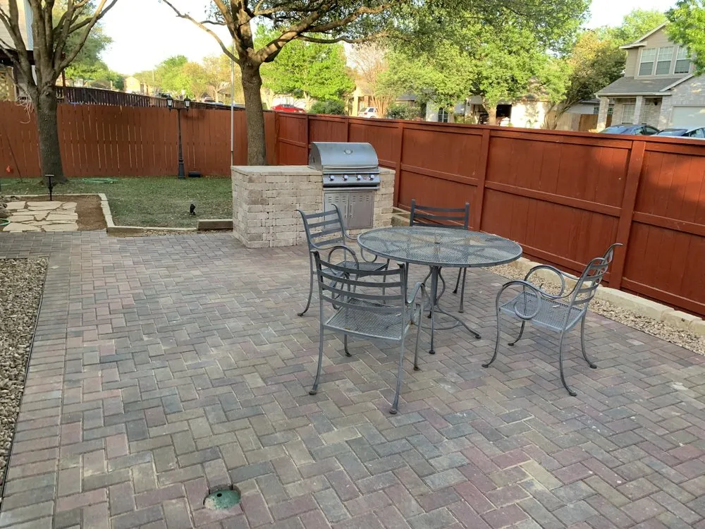 Trusted lawn mowing service in Cibolo, TX by Litescape