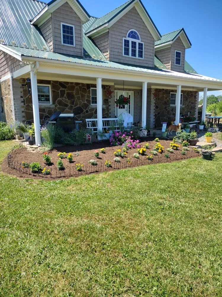 Expert landscape design near you in Johnstown, PA by Litterine Landscaping