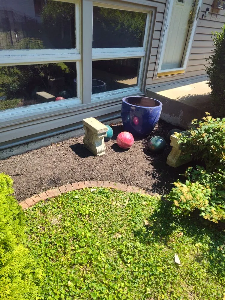 Reliable landscape design for beautiful yards in Edwardsville, IL by Little Ant Landscaping