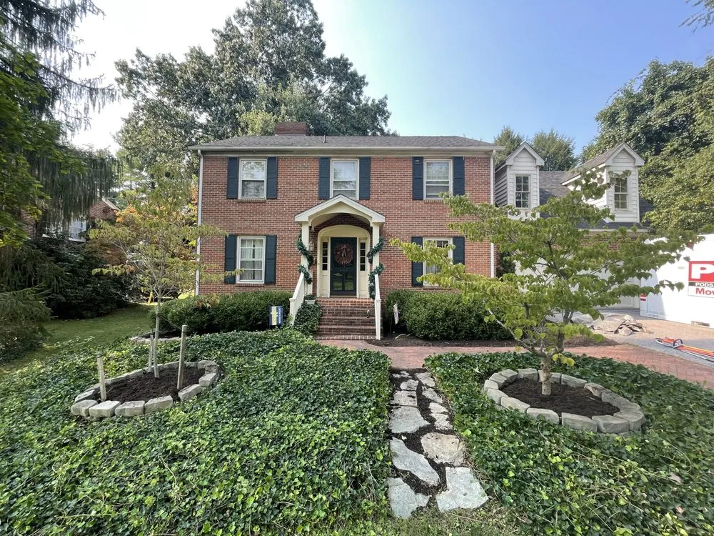 Affordable garden landscaping for beautiful yards across Christiansburg, VA - Little Bear Lawn Care