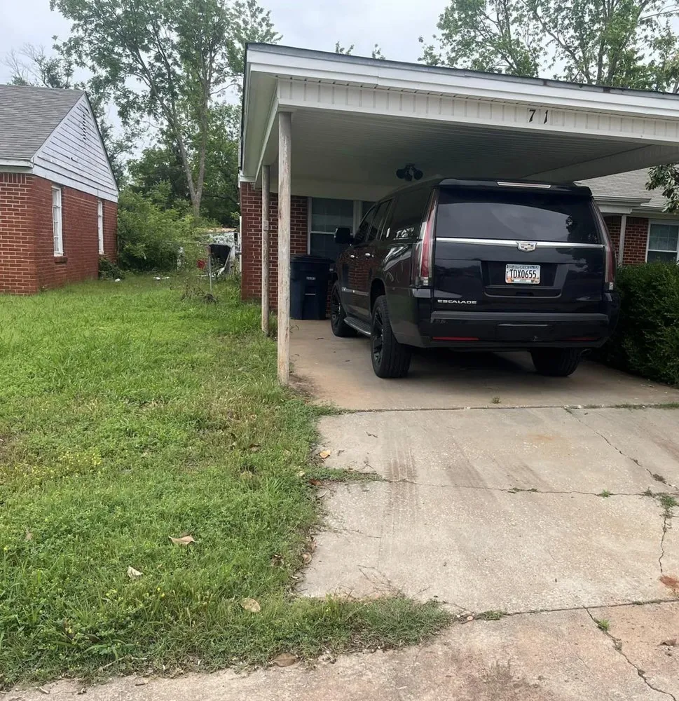 Expert garden landscaping for beautiful yards in Tecumseh, OK by Little Footes Landscaping