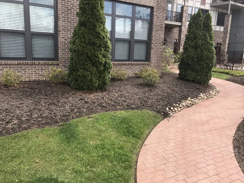 Custom landscaping services in Knoxville, TN - Little Green Garden