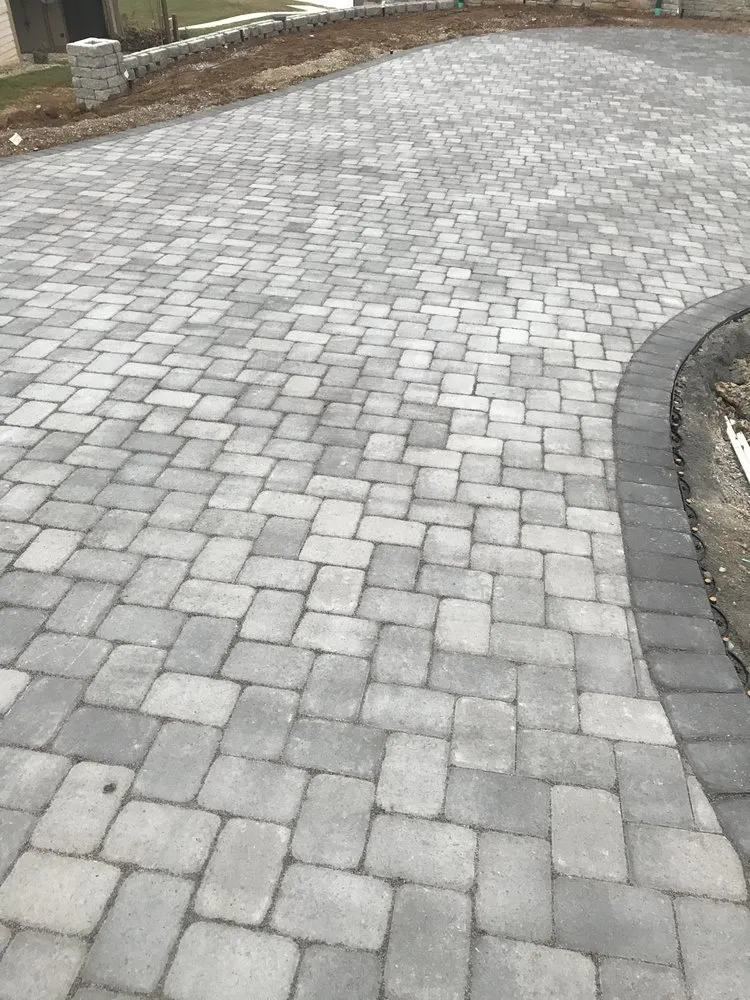 Trusted yard maintenance in Knoxville, TN - Little Green Garden