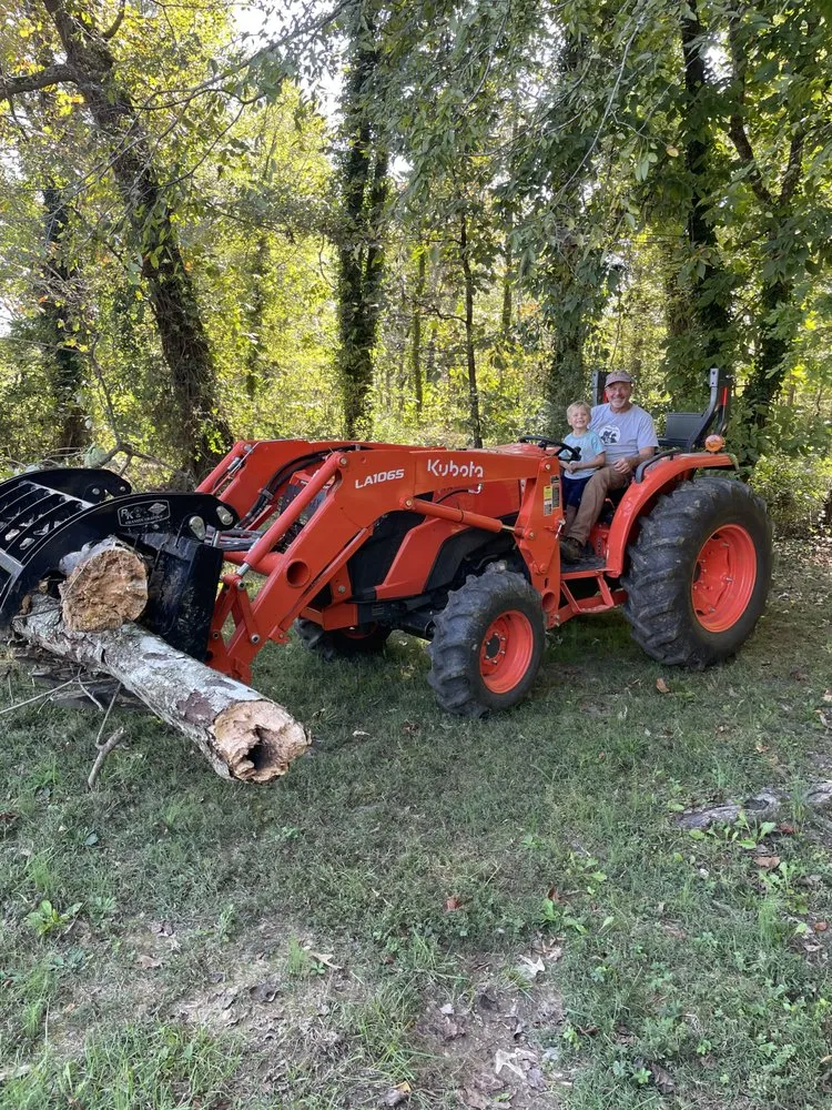 Expert outdoor landscaping in Maryville, TN by Little Haven Farms
