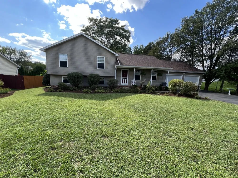 Expert landscape installation in Fredericksburg, VA by Little Lawn Business