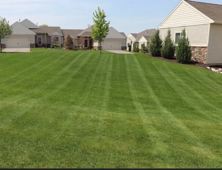 Custom garden landscaping in Fort Wayne, IN by Little Lawn Legends