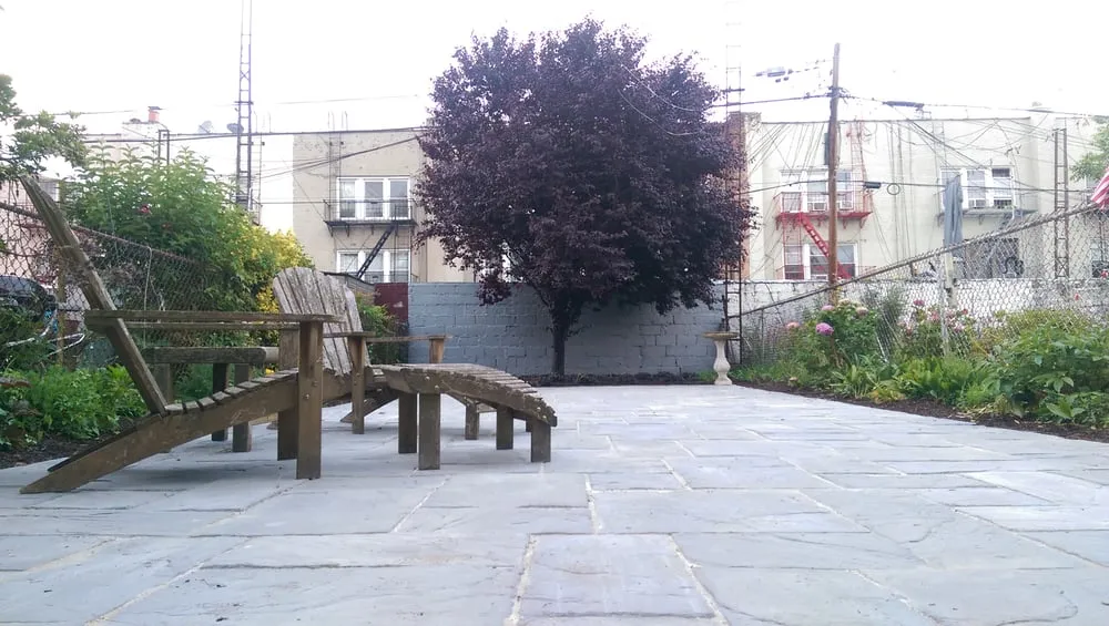 Reliable lawn care service in Kingston, NY - Little Leaf Landscaping