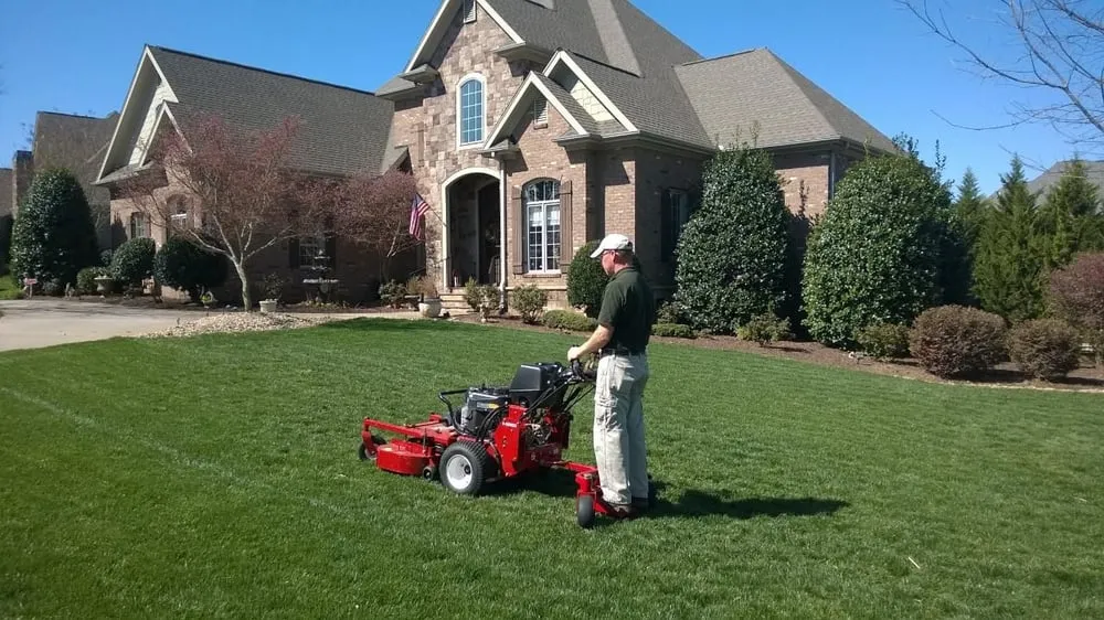 Reliable yard maintenance in Simpsonville, SC - Little Red Lawn Care and Landscaping
