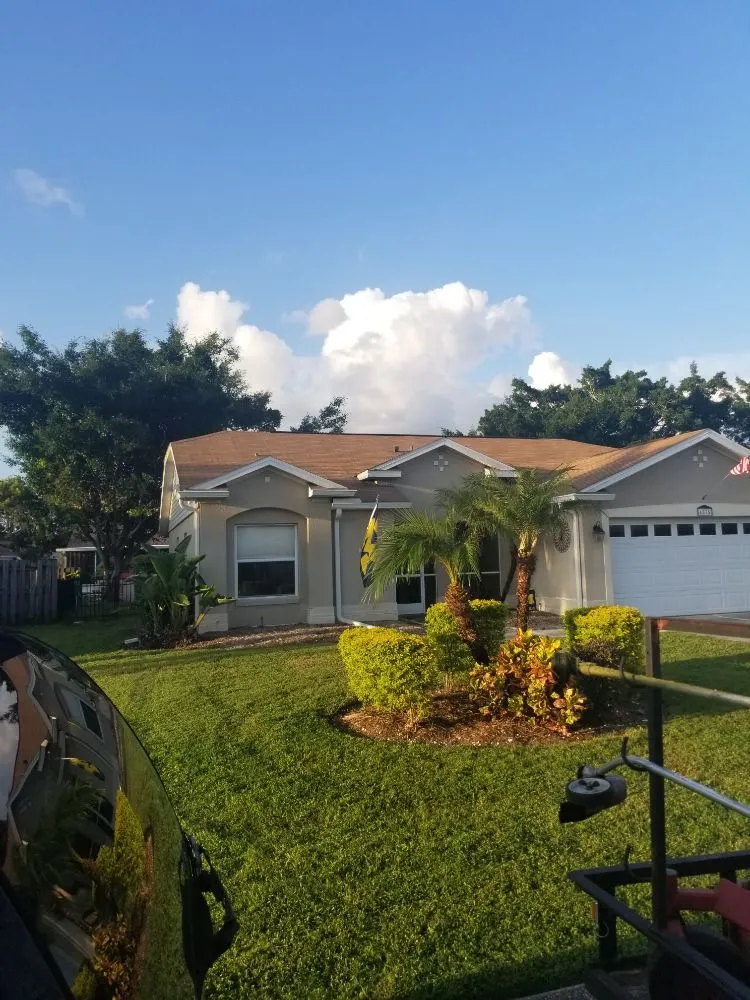 Reliable landscaping services experts serving Ellenton, FL - Little River Lawn Service