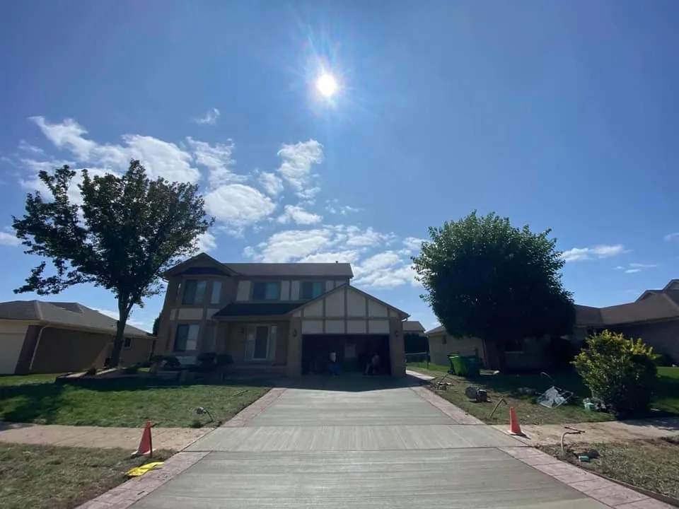 Expert yard maintenance in Sterling Heights, MI - Little Rock Concrete