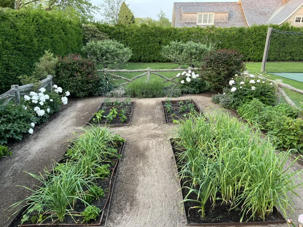 Custom landscaping services in Flanders, NY by Little View Landscaping