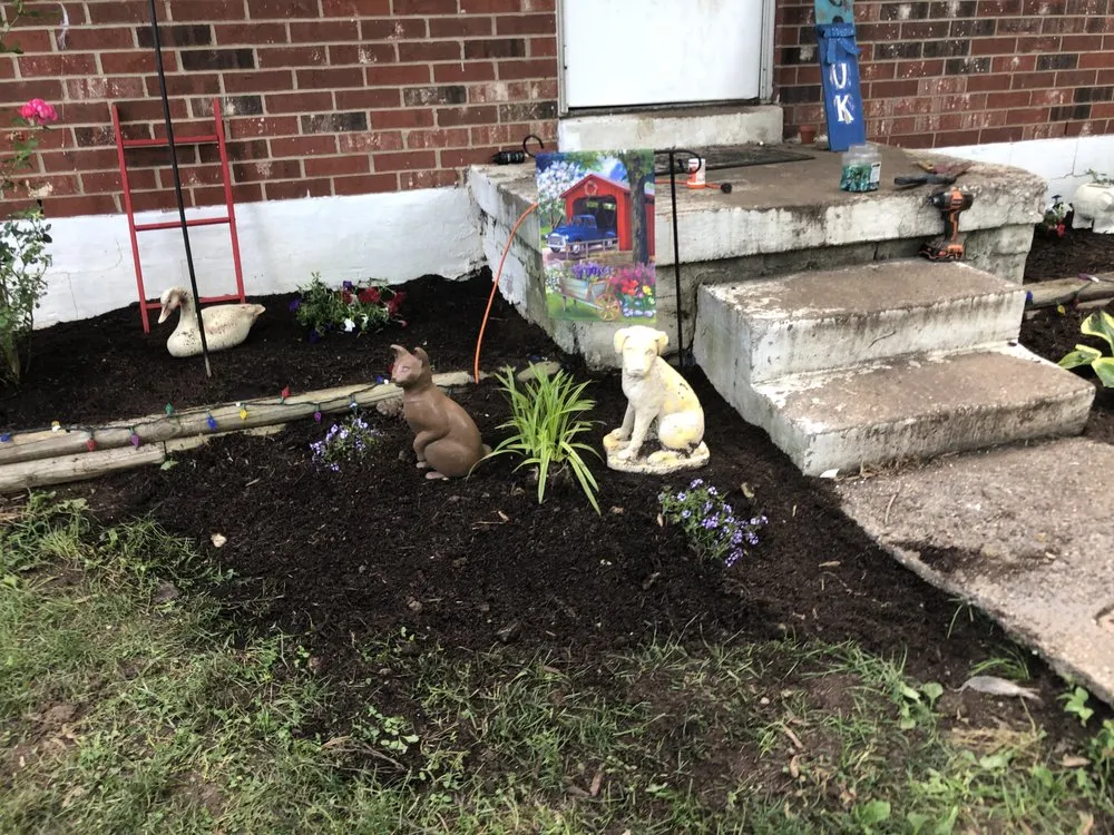 Expert residential landscaping in Lexington-Fayette, KY by Little.Louis Lawn & Landscape