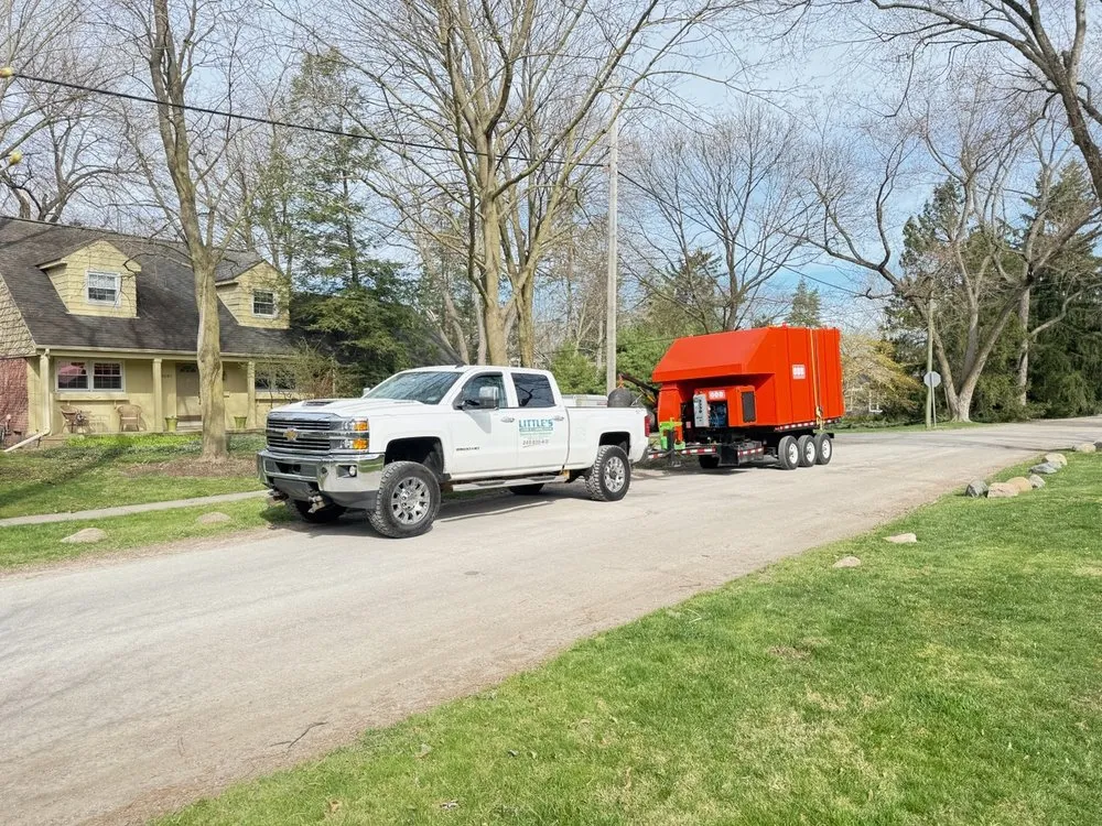 Trusted yard cleanup service experts serving Pontiac, MI - Little's Lawn & Landscaping