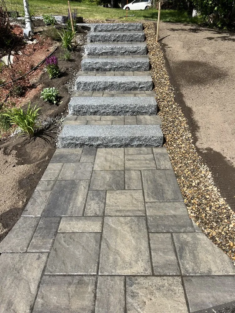 Custom landscaping services experts serving Littleton, MA - Littleton Earthworks