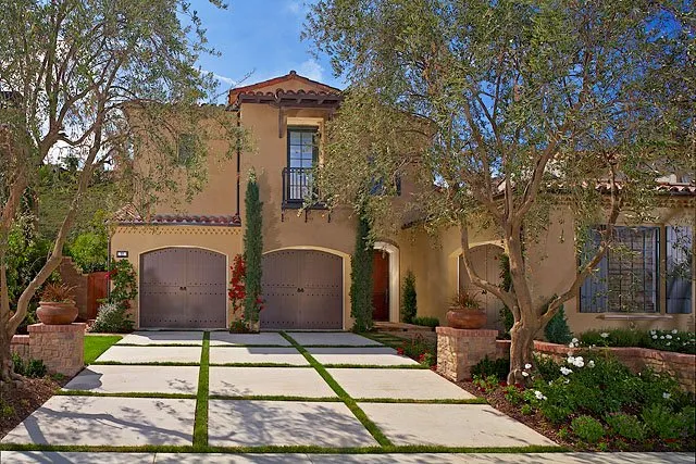 Trusted yard cleanup service for outdoor upgrades in Temple City, CA by Liu Landscape