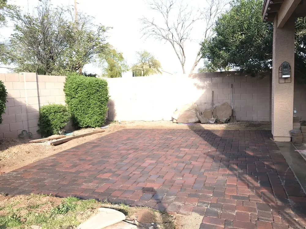 Top-rated yard cleanup service in Chandler, AZ - LIV Lawn and Construction