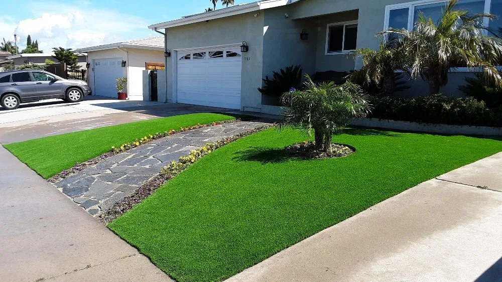 Custom lawn mowing service near you in Imperial Beach, CA by Live Green Turf Landscaping