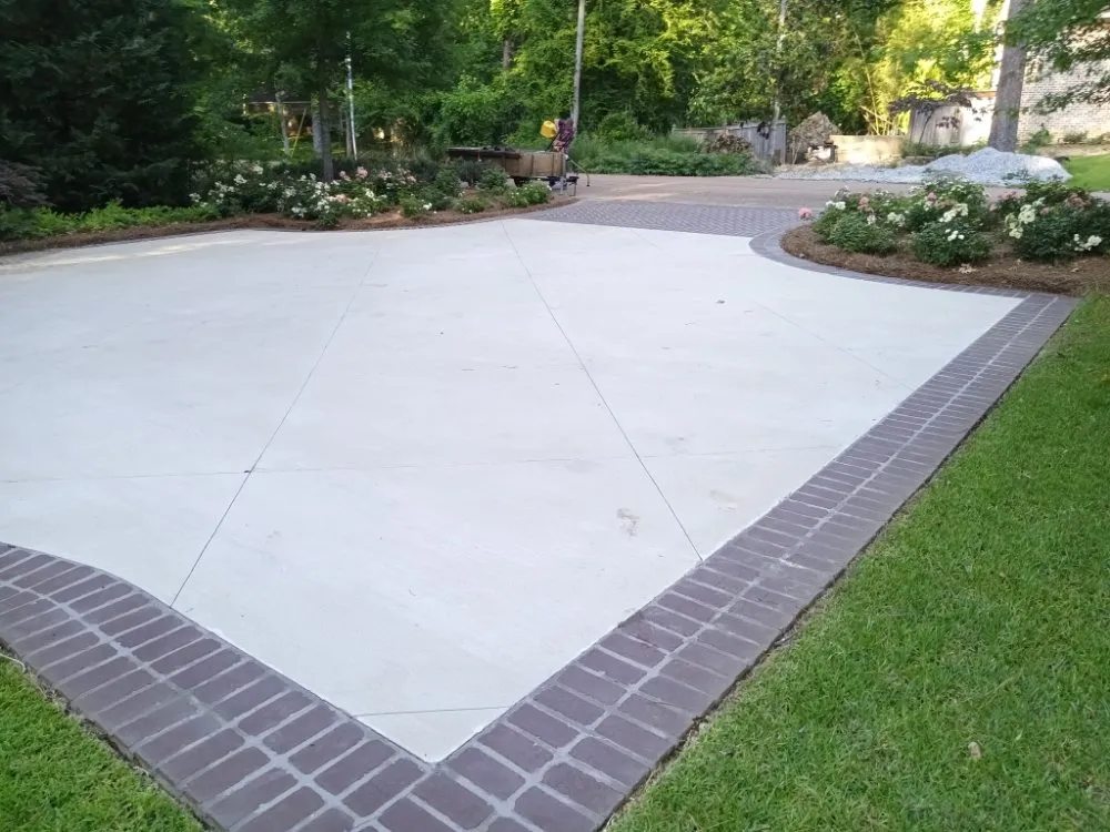 Reliable landscaping services experts serving Crystal Springs, MS - Live Lawn & Prosper