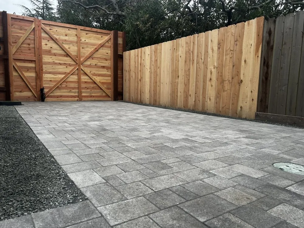 Expert lawn care service for homes in Fairfield, CA by Live Oak Landscape Construction