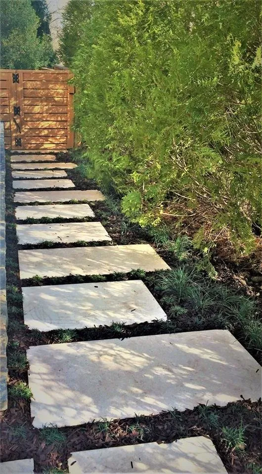 Professional outdoor landscaping in Chamblee, GA - Live Oak Manors