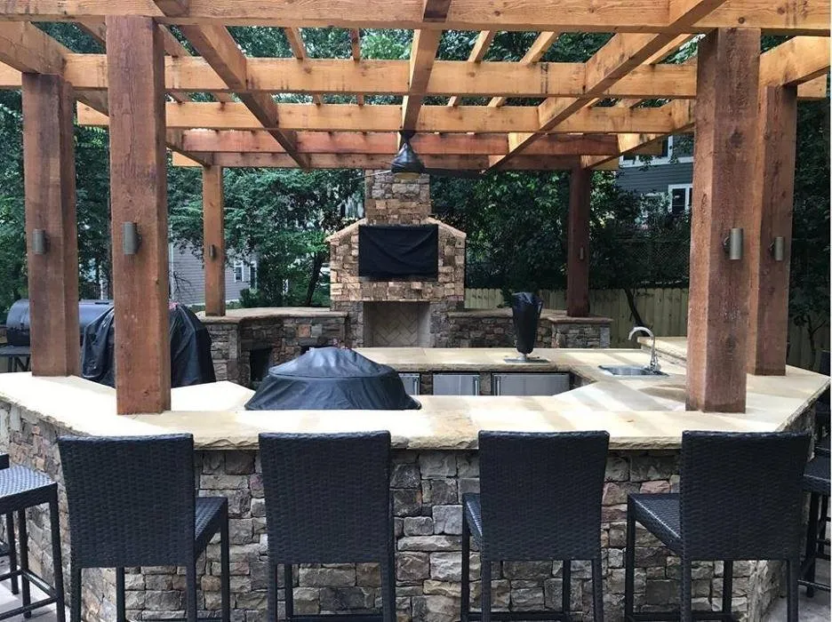 Top-rated yard cleanup service experts serving Chamblee, GA - Live Oak Manors