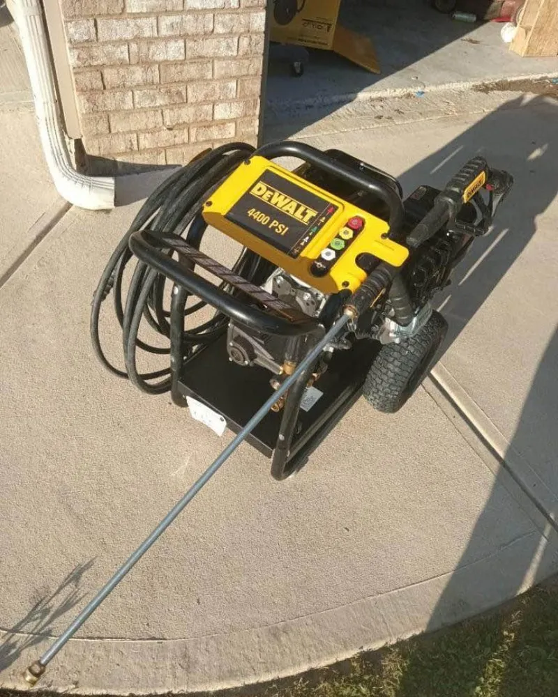 Trusted lawn care service in Villa Rica, GA by Live Oasis Realty Maintenance