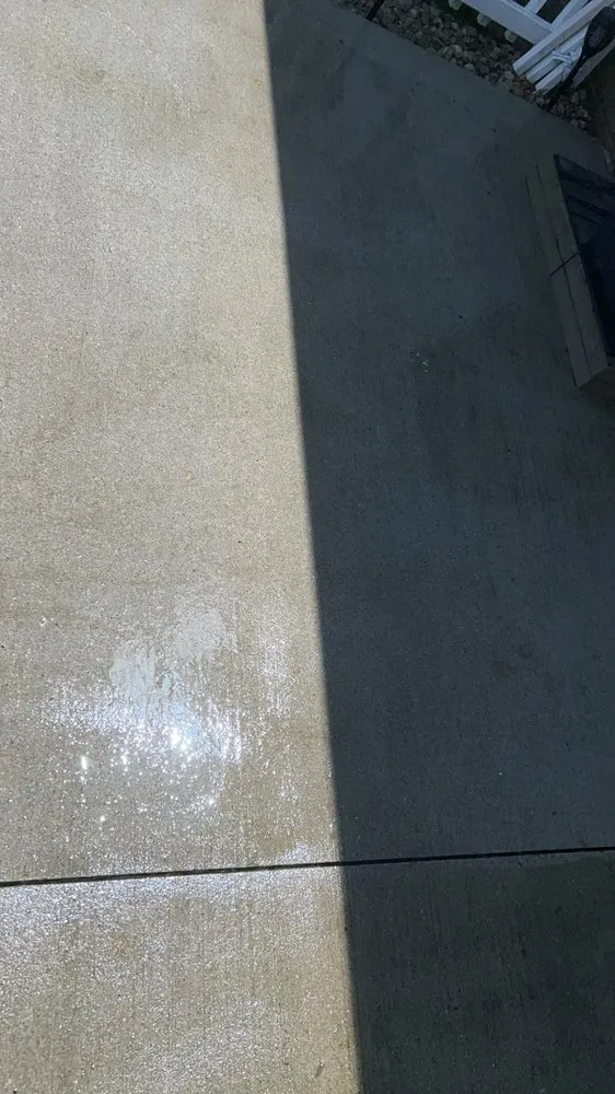 Trusted yard maintenance for residential properties in Troy, OH by Live United Lawns