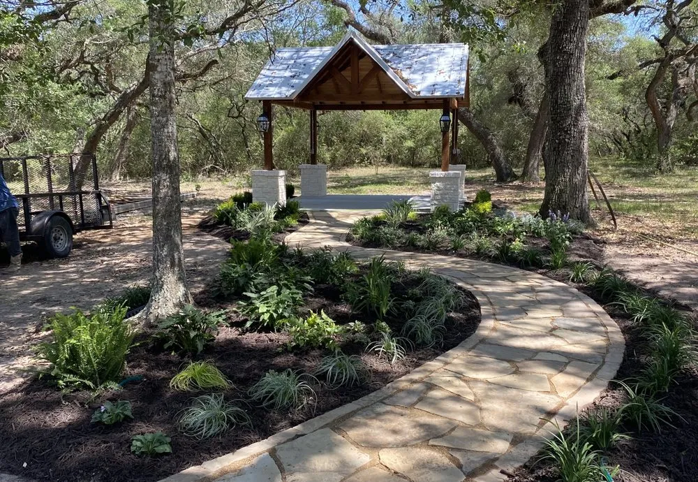 Local residential landscaping for beautiful yards in Edinburg, TX by Living Color