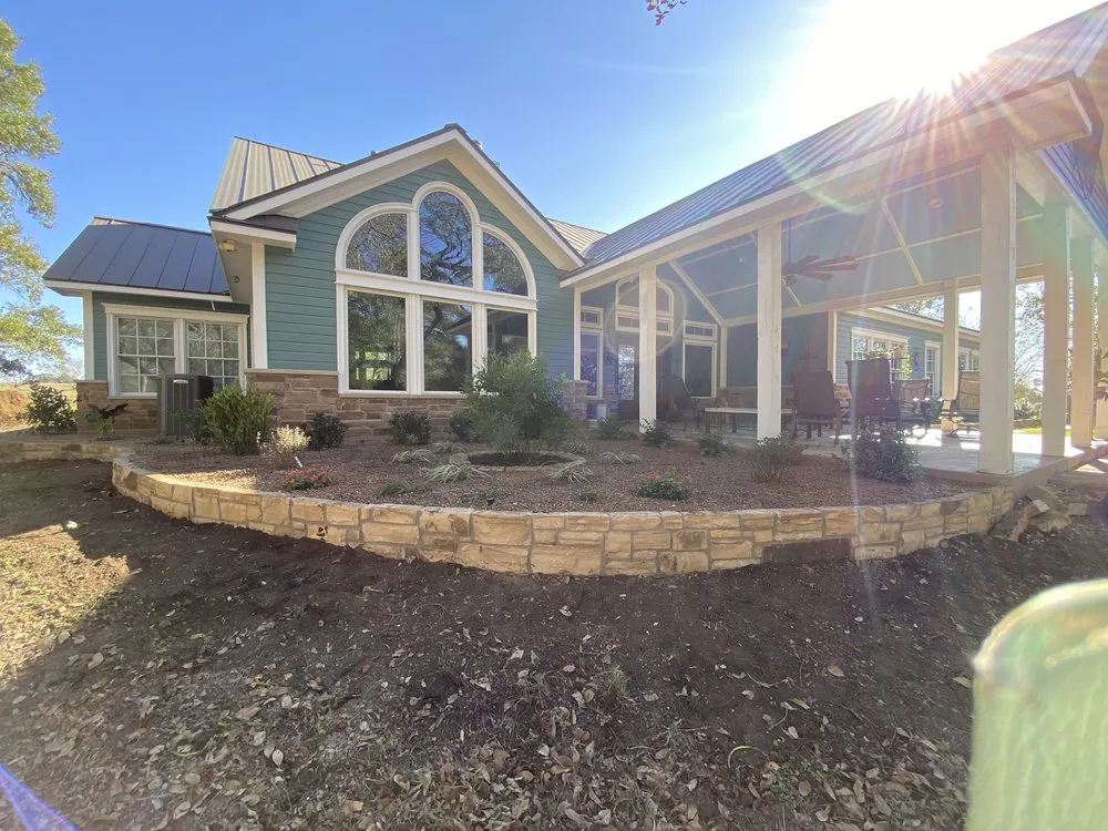 Trusted outdoor landscaping in Edinburg, TX - Living Color