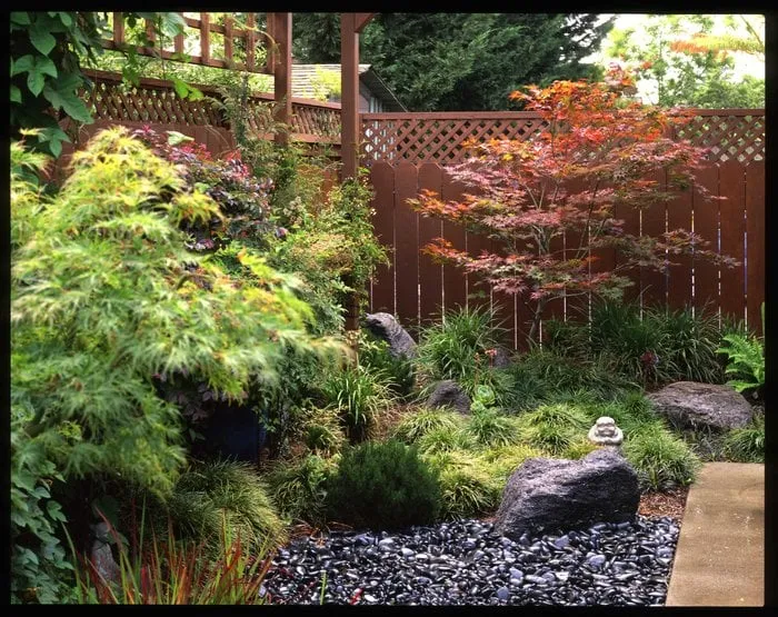 Local lawn mowing service near you in Vallejo, CA by Living Earth Gardens